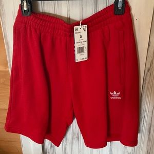 New with tags. Mens athletic sweatpants shorts.